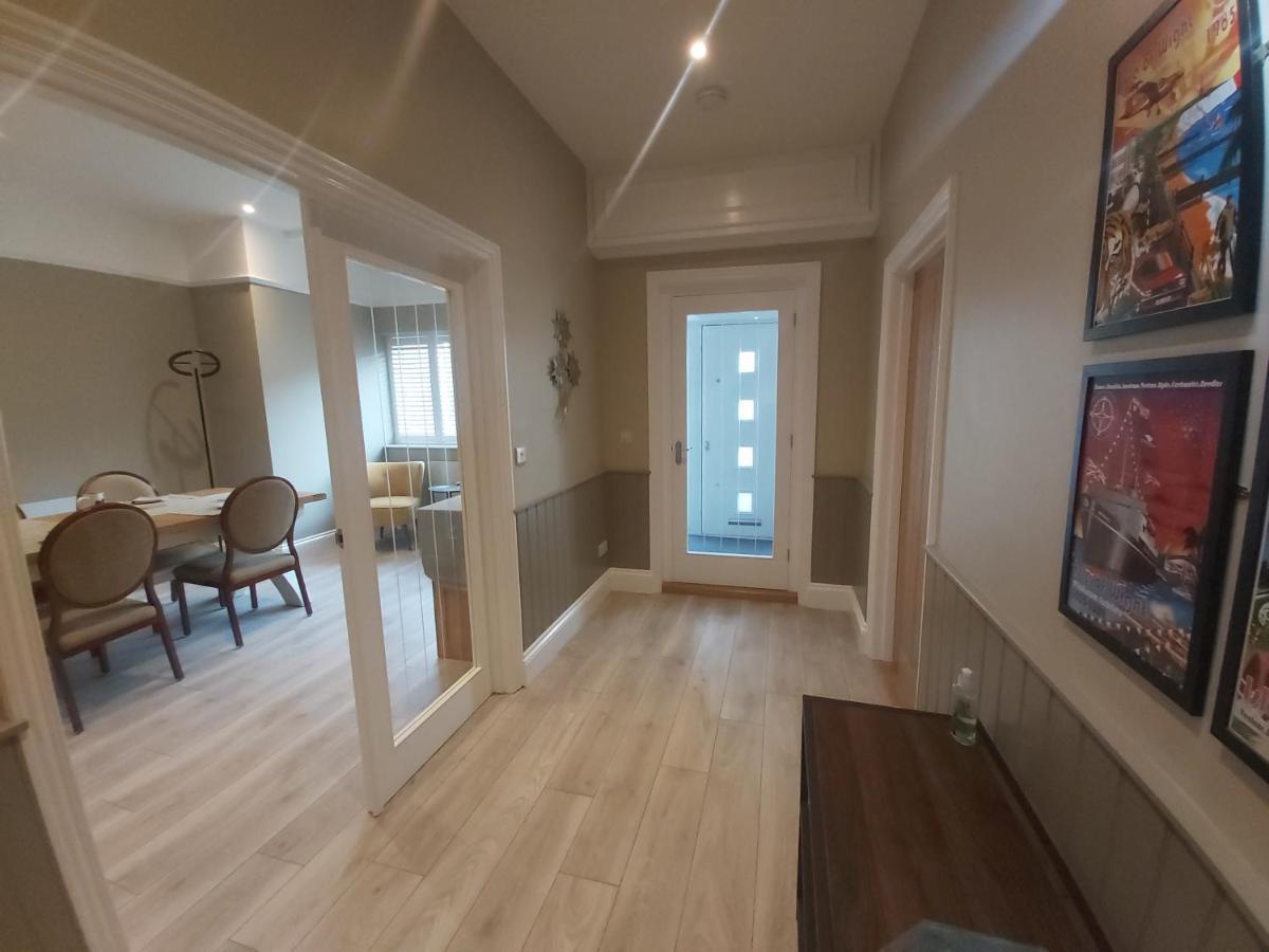 Bed and Breakfast Bay House Totland  Екстер'єр фото
